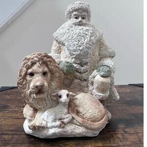 Legend of Santa Claus Susan Bradford Victorian Lion & Lamb Santa Figure 154/7500